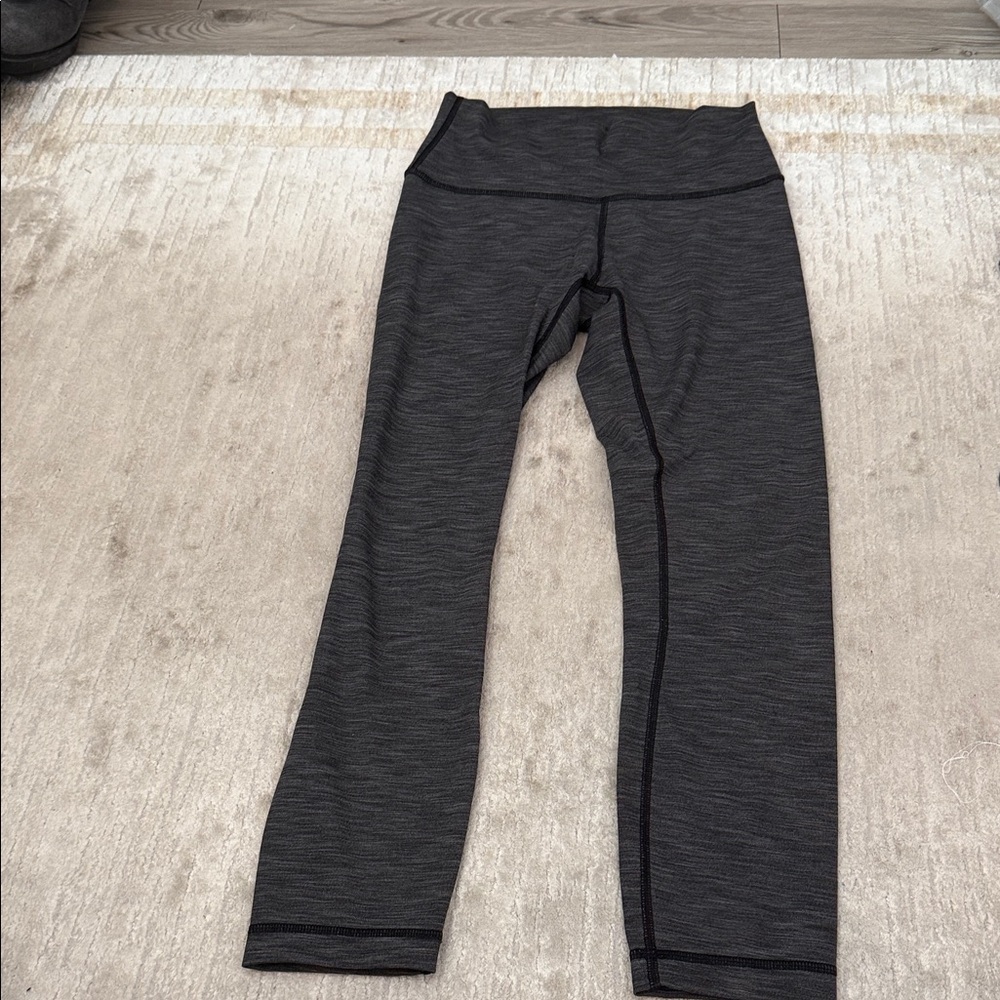 Women’s lululemon Charcoal Heather Performance Leggings
